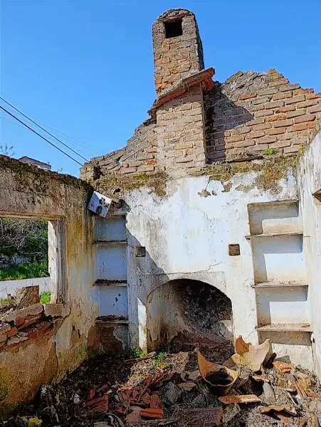 müstakil eski köy evi küçük görsel 1